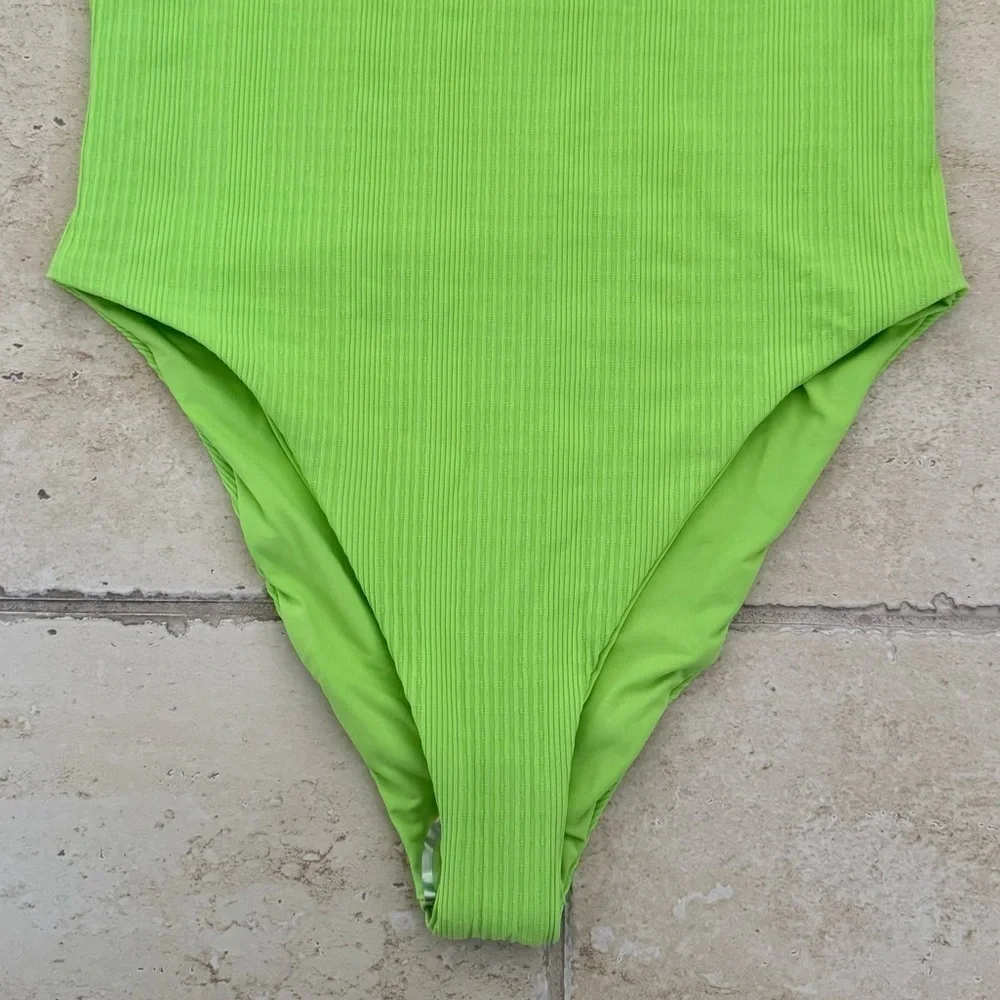 NWOT! LSpace Green Katniss One Piece Swimsuit, Size L